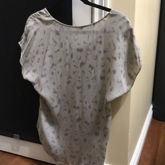 T.babaton cheetah print silk blouse - Picture 2 of 4